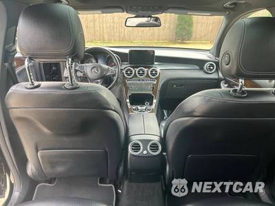 2017 Mercedes-Benz GLC 300 - zdjęcie 34 z 38 - miniatura