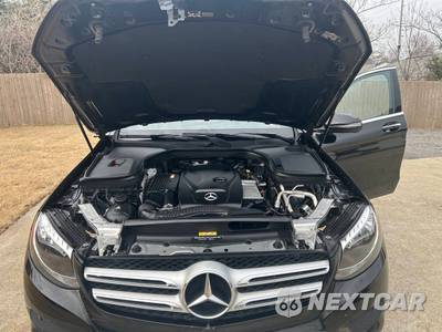 2017 Mercedes-Benz GLC 300 - zdjęcie 36 z 38 - miniatura