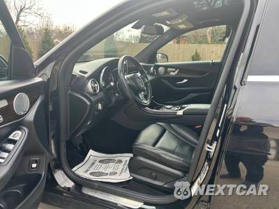 2017 Mercedes-Benz GLC 300 - zdjęcie 18 z 38 - miniatura