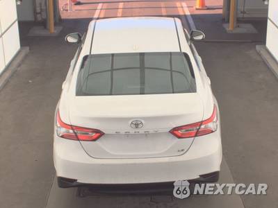 2020 Toyota Camry LE - zdjęcie 5 z 22 - miniatura
