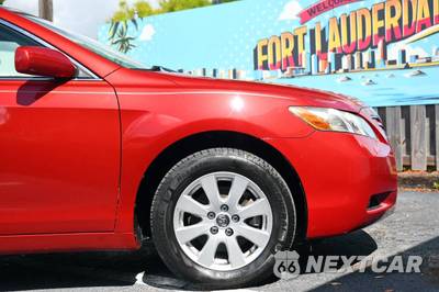 2007 Toyota Camry XLE - zdjęcie 30 z 39 - miniatura