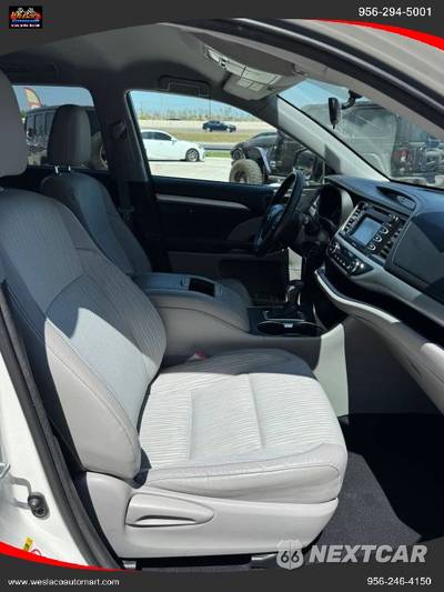 2015 Toyota Highlander LE Plus - zdjęcie 21 z 27 - miniatura