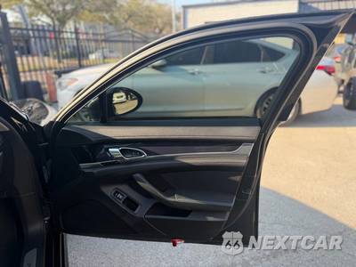 2014 Porsche Panamera 4 - zdjęcie 9 z 35 - miniatura