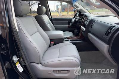 2008 Toyota Sequoia SR5 - zdjęcie 43 z 105 - miniatura