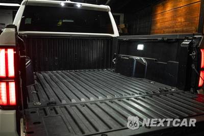 2025 Toyota Tacoma TRD Off-Road Crew Cab Medium Bed - zdjęcie 7 z 25 - miniatura