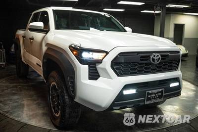 2025 Toyota Tacoma TRD Off-Road Crew Cab Medium Bed - zdjęcie 5 z 25 - miniatura