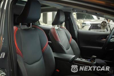 2026 Toyota Prius Plug-In Hybrid XSE - zdjęcie 15 z 33 - miniatura