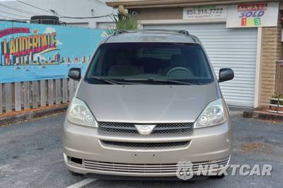 2005 Toyota Sienna LE Minivan 8-Passenger 119.3" WB - zdjęcie 4 z 47 - miniatura