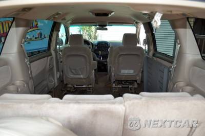 2005 Toyota Sienna LE Minivan 8-Passenger 119.3" WB - zdjęcie 47 z 47 - miniatura