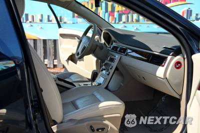 2008 Volvo XC70 w/Moonroof - zdjęcie 33 z 43 - miniatura