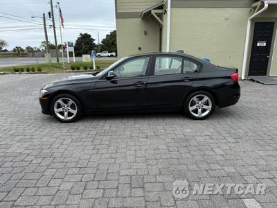 2013 BMW 3 Series Sedan 328i - zdjęcie 2 z 23 - miniatura