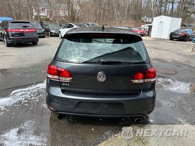 2013 Volkswagen GTI Wolfsburg Edition - zdjęcie 6 z 23 - miniatura