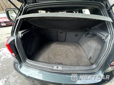 2013 Volkswagen GTI Wolfsburg Edition - zdjęcie 16 z 23 - miniatura