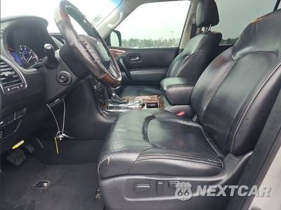 2017 INFINITI QX80 - zdjęcie 10 z 17 - miniatura