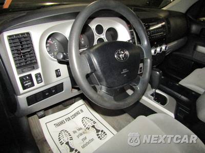 2008 Toyota Sequoia SR5 - zdjęcie 9 z 23 - miniatura