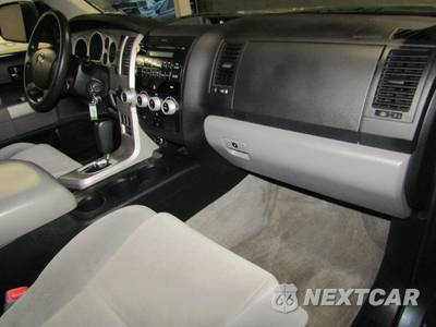 2008 Toyota Sequoia SR5 - zdjęcie 15 z 23 - miniatura