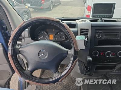 2011 Mercedes-Benz Sprinter 2500 Passenger Van High Roof 170.3" WB - zdjęcie 14 z 38 - miniatura