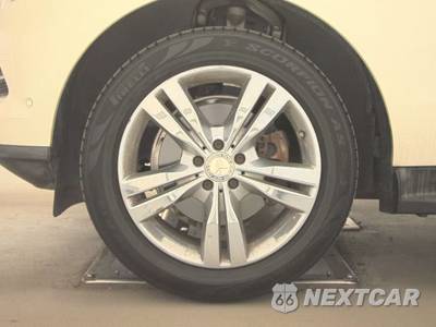 2014 Mercedes-Benz ML 350 - zdjęcie 9 z 44 - miniatura