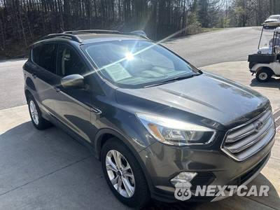 2018 Ford Escape SE - zdjęcie 9 z 49 - miniatura