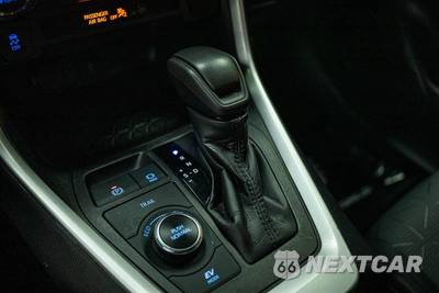 2021 Toyota RAV4 Hybrid XLE - zdjęcie 20 z 28 - miniatura