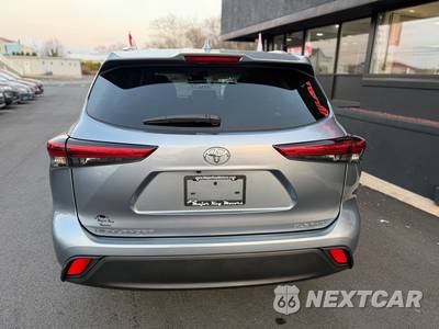 2022 Toyota Highlander XLE - zdjęcie 5 z 32 - miniatura