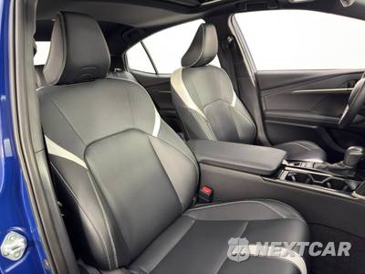 2025 Toyota Camry SE - zdjęcie 34 z 49 - miniatura