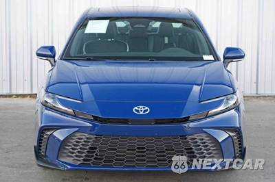 2025 Toyota Camry SE - zdjęcie 45 z 49 - miniatura