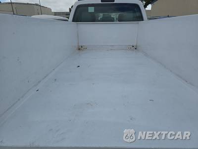 2016 Ford Super Duty F-350 Cab Chassis XL Crew Cab DRW - zdjęcie 16 z 30 - miniatura