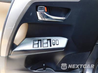 2018 Toyota RAV4 XLE - zdjęcie 12 z 17 - miniatura