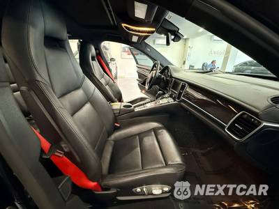 2014 Porsche Panamera GTS - zdjęcie 17 z 46 - miniatura