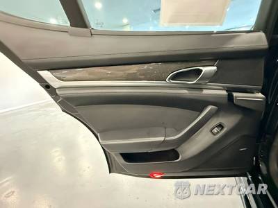 2014 Porsche Panamera GTS - zdjęcie 34 z 46 - miniatura