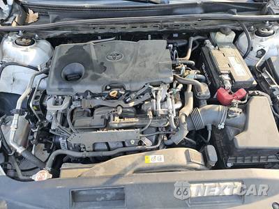 2018 Toyota Camry SE - zdjęcie 14 z 17 - miniatura