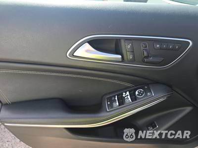2015 Mercedes-Benz GLA 250 - zdjęcie 9 z 22 - miniatura