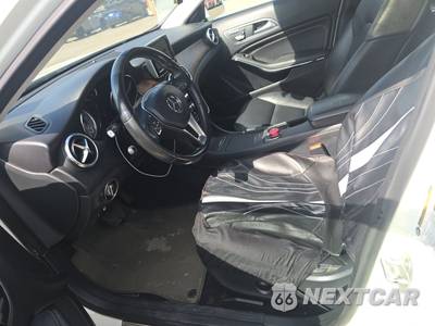 2015 Mercedes-Benz GLA 250 - zdjęcie 7 z 22 - miniatura