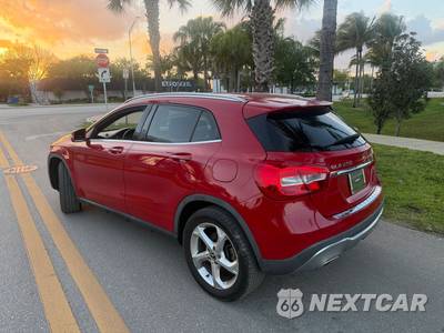 2020 Mercedes-Benz GLA 250 - zdjęcie 3 z 10 - miniatura