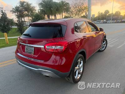 2020 Mercedes-Benz GLA 250 - zdjęcie 4 z 10 - miniatura