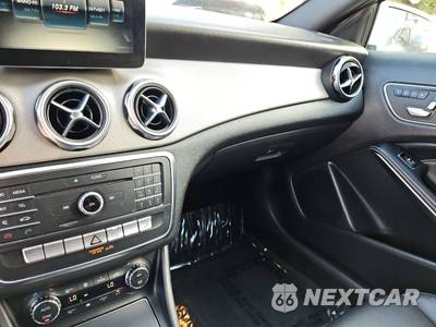 2018 Mercedes-Benz GLA 250 - zdjęcie 29 z 50 - miniatura