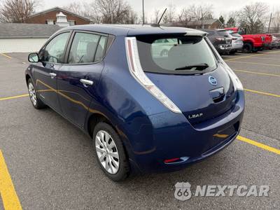 2016 Nissan LEAF S - zdjęcie 7 z 26 - miniatura