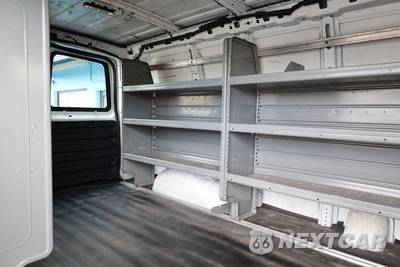 2016 Chevrolet Express 2500 Cargo Van 1WT 135.0" WB - zdjęcie 11 z 18 - miniatura