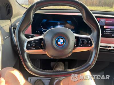 2023 BMW iX Sports Activity Vehicle xDrive50 - zdjęcie 29 z 33 - miniatura