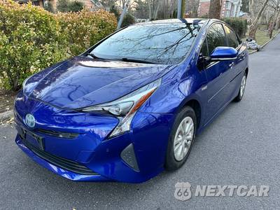 2018 Toyota Prius Two - zdjęcie 1 z 22 - miniatura