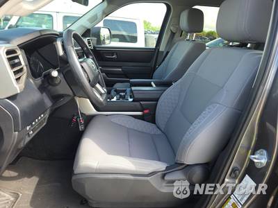 2024 Toyota Tundra SR5 Crew Cab Short Bed - zdjęcie 7 z 20 - miniatura