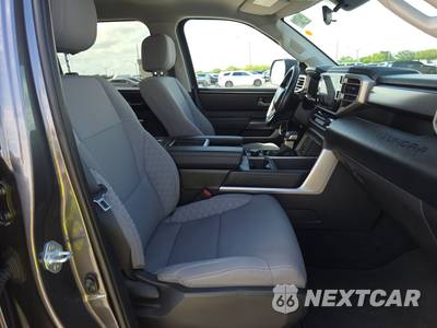 2024 Toyota Tundra SR5 Crew Cab Short Bed - zdjęcie 8 z 20 - miniatura