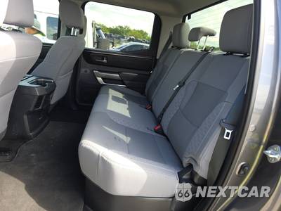 2024 Toyota Tundra SR5 Crew Cab Short Bed - zdjęcie 13 z 20 - miniatura
