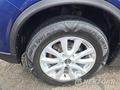 2017 Nissan Rogue SV - zdjęcie 8 z 26 - miniatura