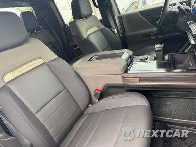 2025 GMC HUMMER EV Pickup 2X Crew Cab Short Bed - zdjęcie 17 z 26 - miniatura