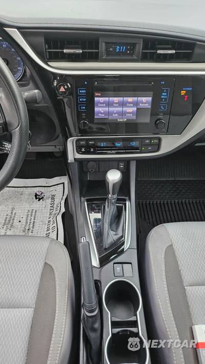 2018 Toyota Corolla LE Sedan - zdjęcie 15 z 24 - miniatura