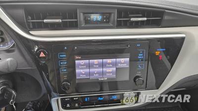2018 Toyota Corolla LE Sedan - zdjęcie 18 z 24 - miniatura