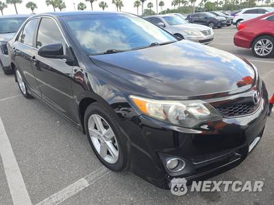 2014 Toyota Camry SE - zdjęcie 3 z 17 - miniatura