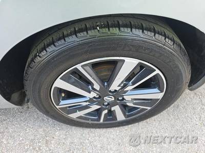 2021 Nissan Versa SV - zdjęcie 11 z 23 - miniatura
